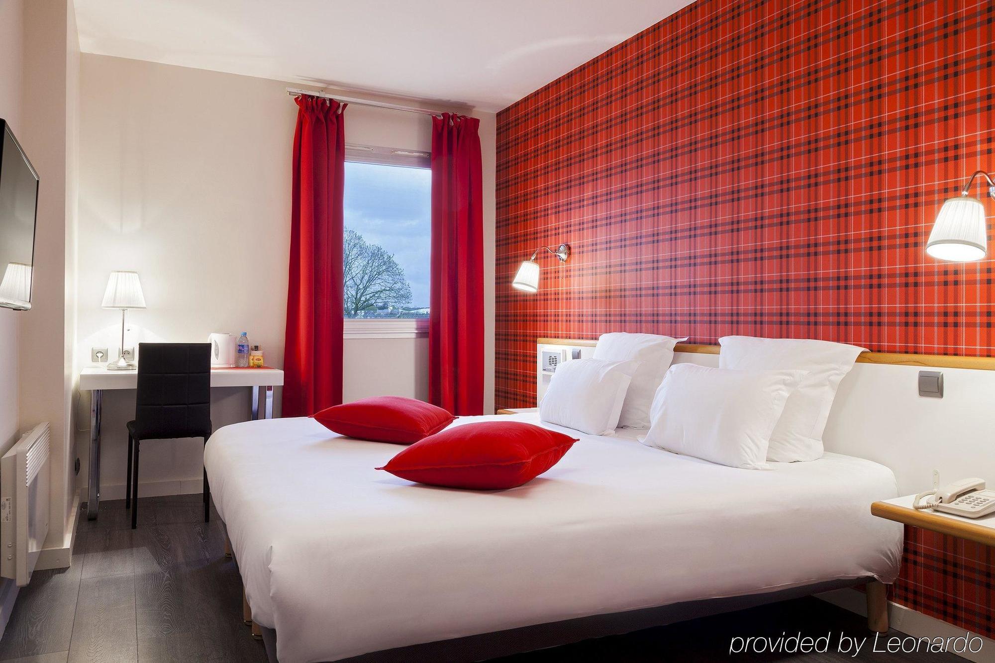 Comfort Hotel Rosporden Concarneau Exterior foto