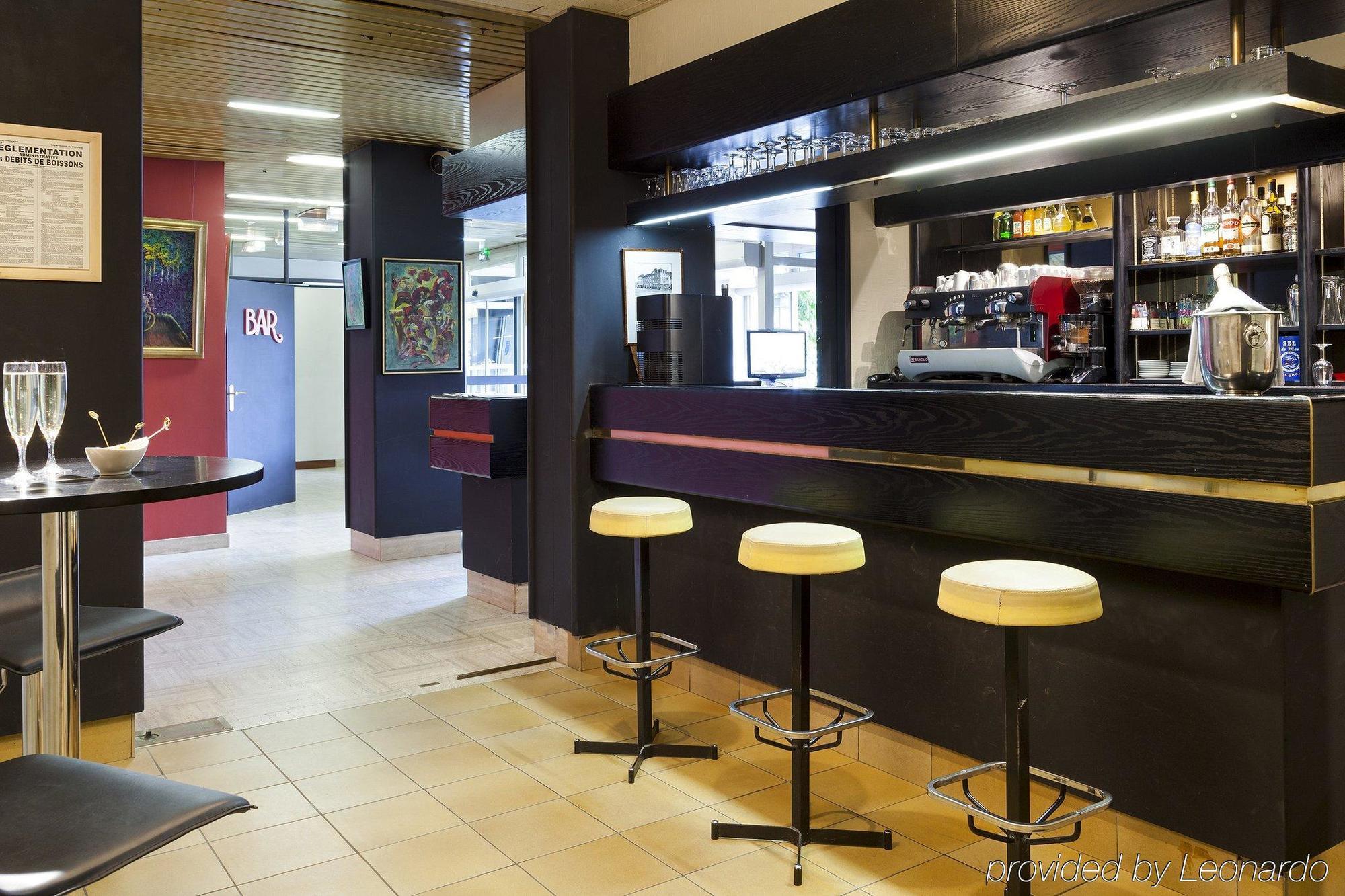 Comfort Hotel Rosporden Concarneau Exterior foto