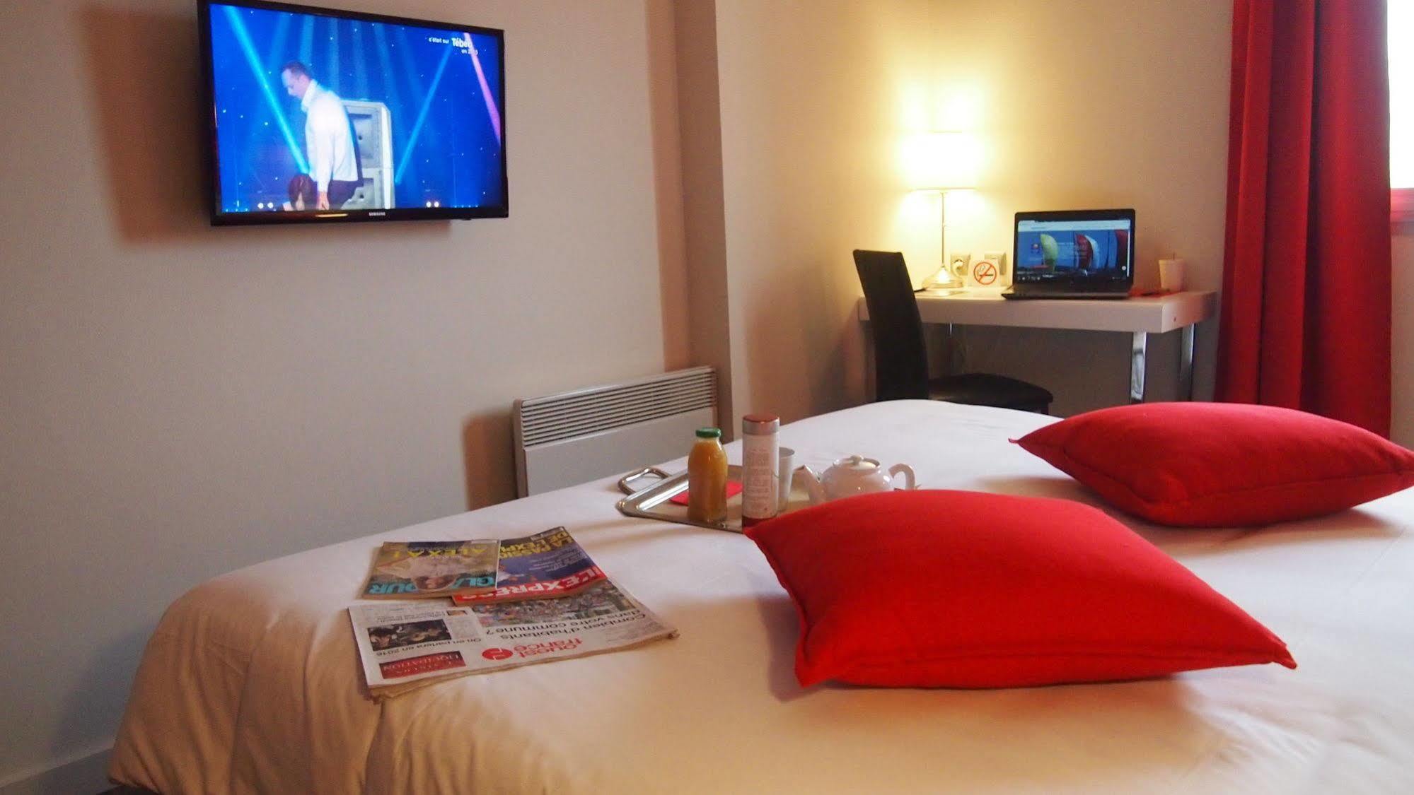 Comfort Hotel Rosporden Concarneau Exterior foto