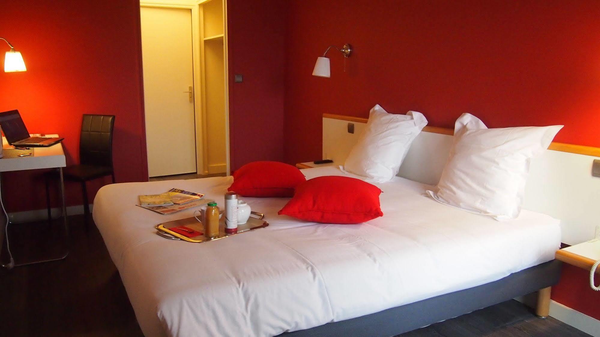 Comfort Hotel Rosporden Concarneau Exterior foto