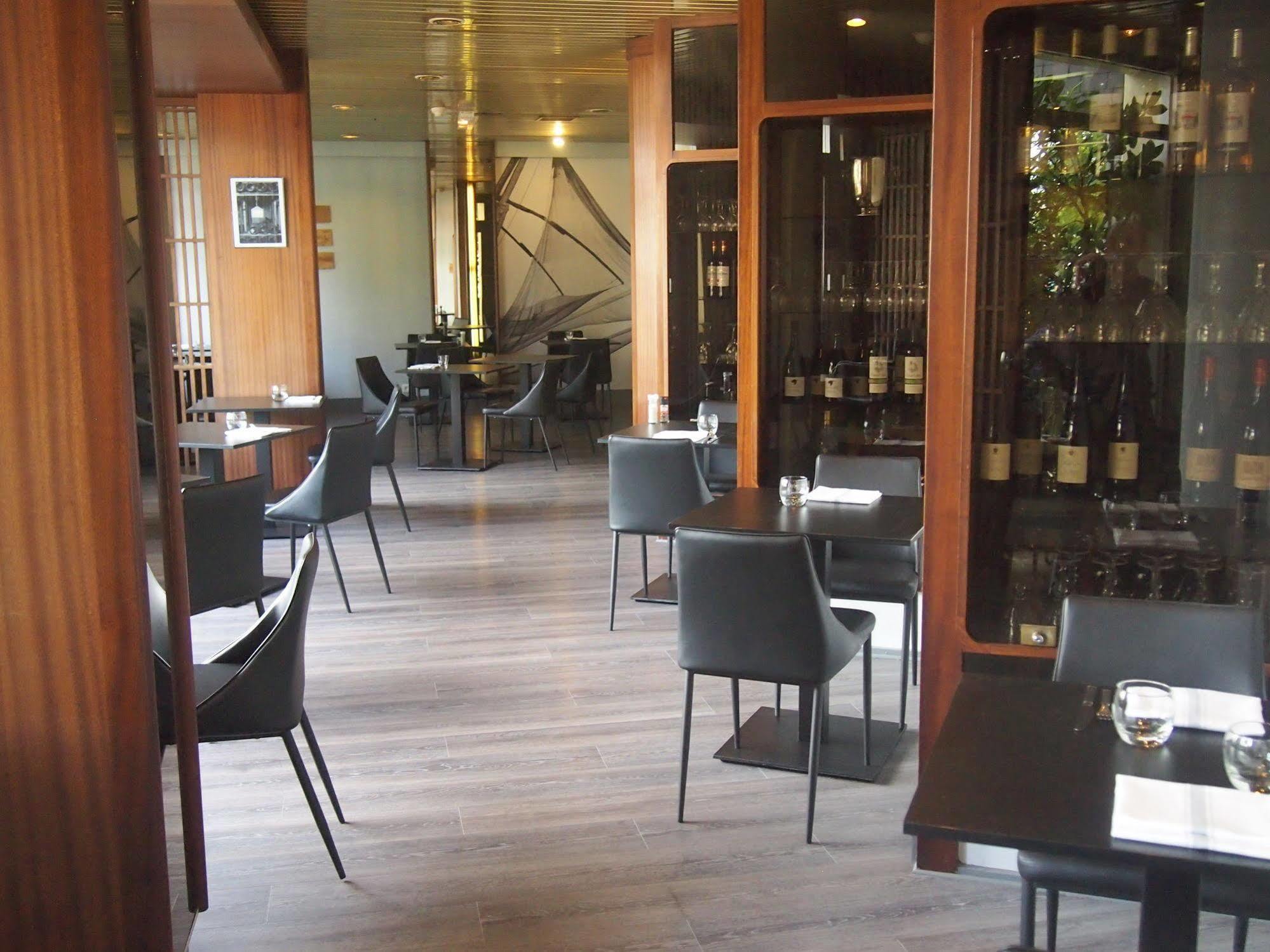 Comfort Hotel Rosporden Concarneau Exterior foto